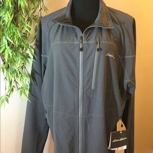 NWT Men’s Eddie Bauer Softshell Jacket Size XL
